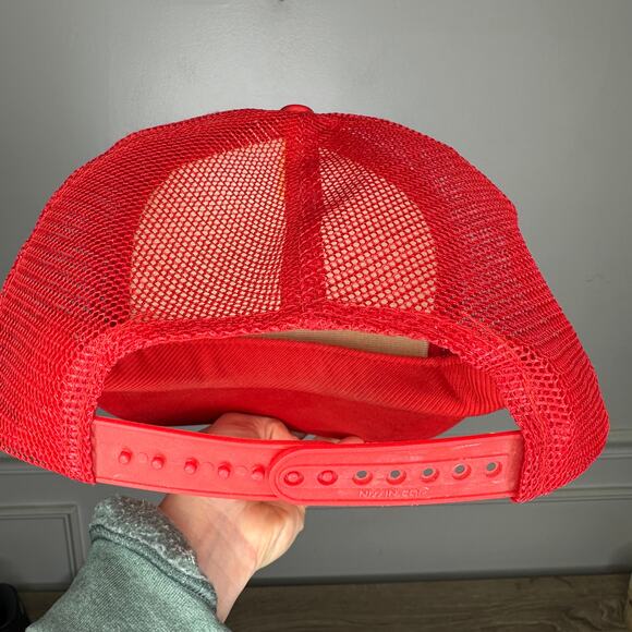 Vintage 1980s Coca-Cola Classic Scrambled Eggs Embroidered Red Trucker Hat - Picture 9 of 12